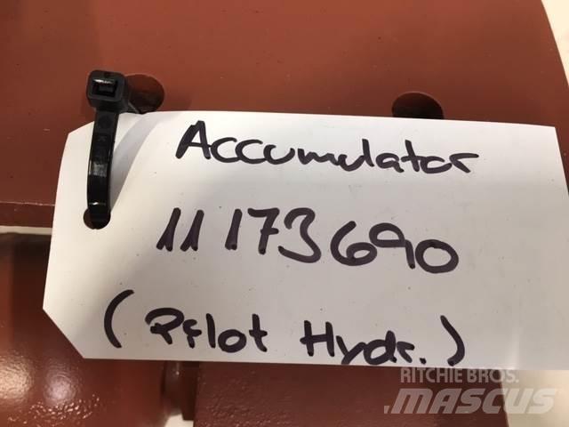  Accumulator ex. Volvo L180E Hydraulika
