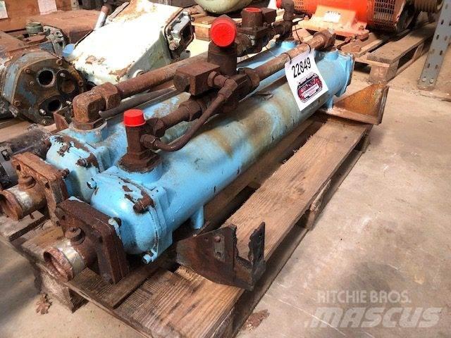 Bowman GL400 Oliekøler Stavebníctvo - ostatné