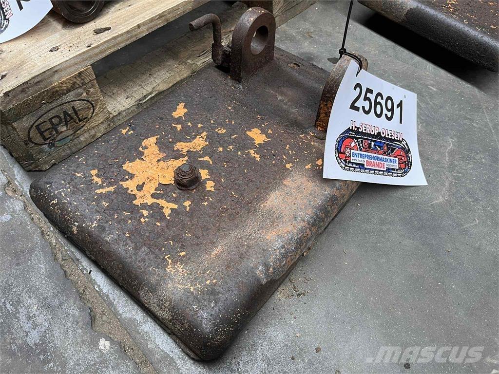 CASE 695SR støttefod Ďalšie komponenty