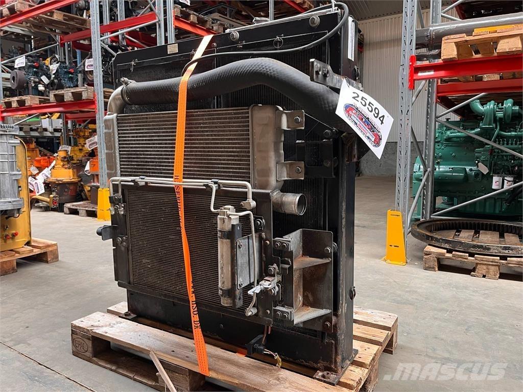 CAT 323D køler Motory