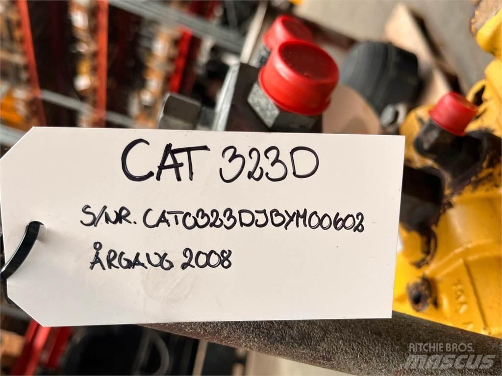 CAT 323D krøjegear Stavebníctvo - ostatné