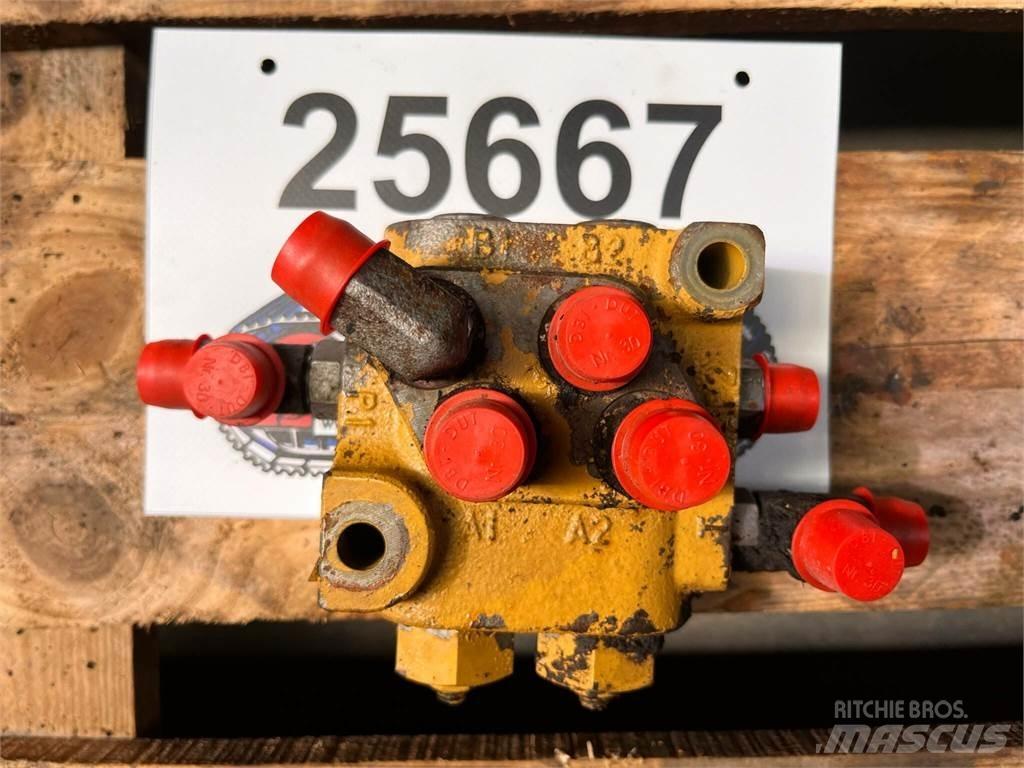 CAT 323D ventilgruppe GP Hydraulika