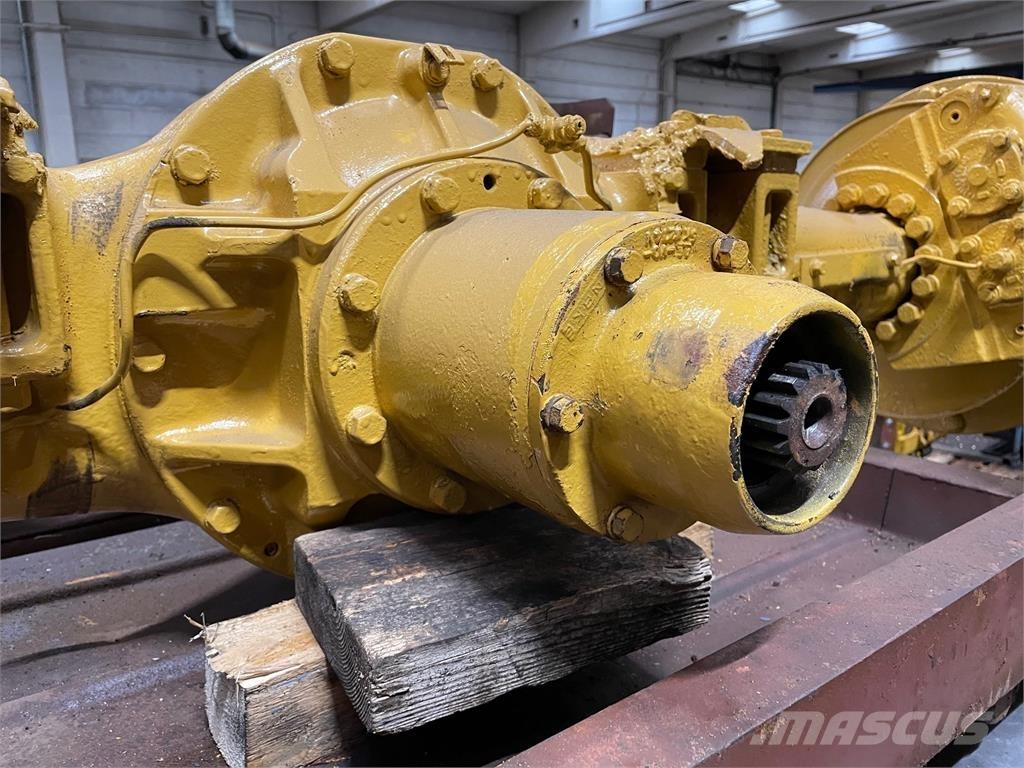 CAT 930 Front aksel Nápravy