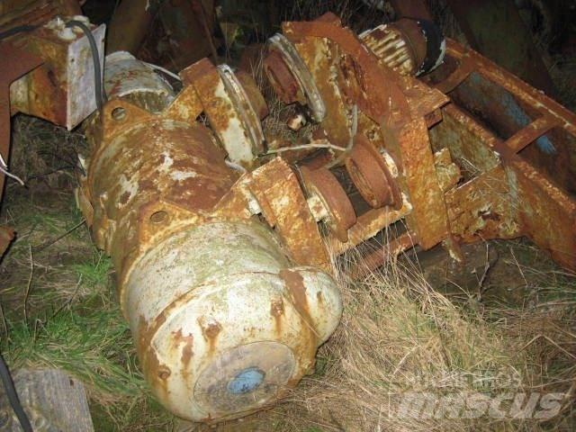 Demag P632 H8,4 Univerzálne terénne žeriavy