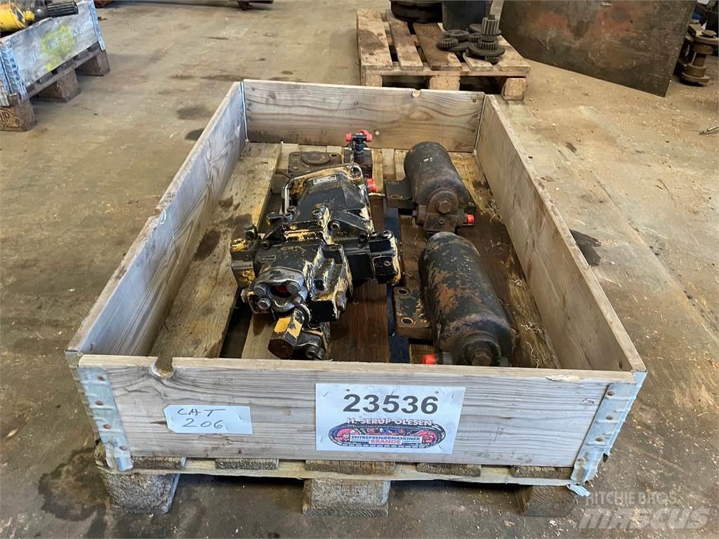  Diverse dele ex. Cat 206 Hydraulika