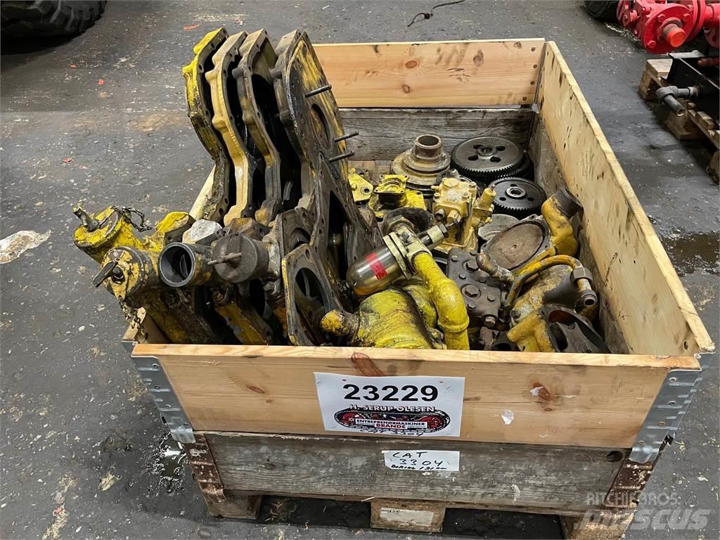  Diverse dele ex. Cat 3304 Motory