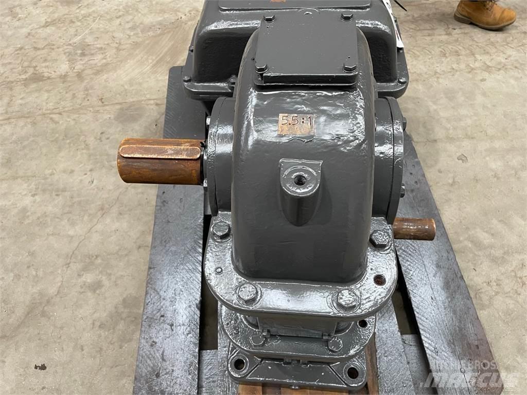 Flender gear - 5,5:1 Prevodovky