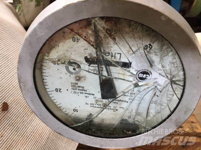  Flowmeter m/defekt glas Stavebníctvo - ostatné