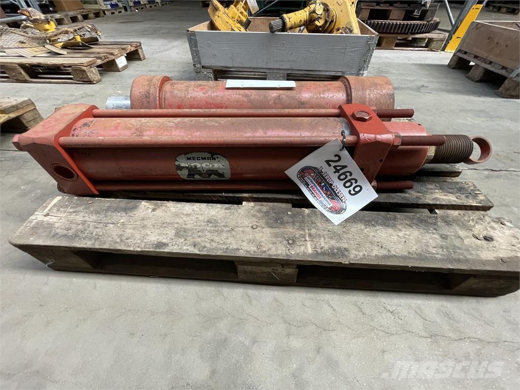  Hydr. cylinder Mecman Roch Hydraulika