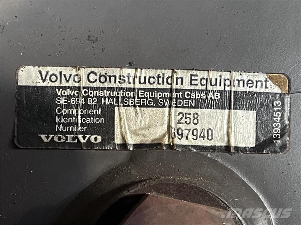  Hydraulik Tank, Volvo L90E Hydraulika