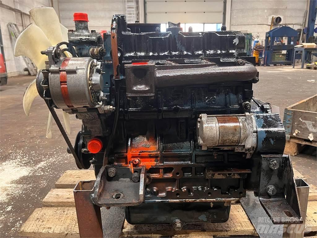 Kubota V2203 motor Motory