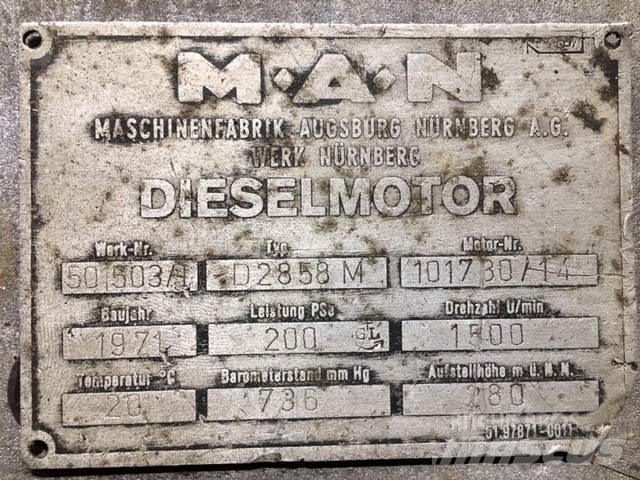 MAN D2858M V8 motor Motory
