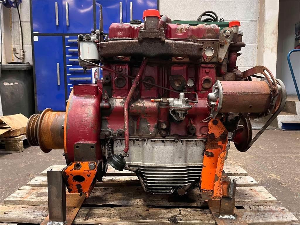 Perkins 4-154U motor Motory