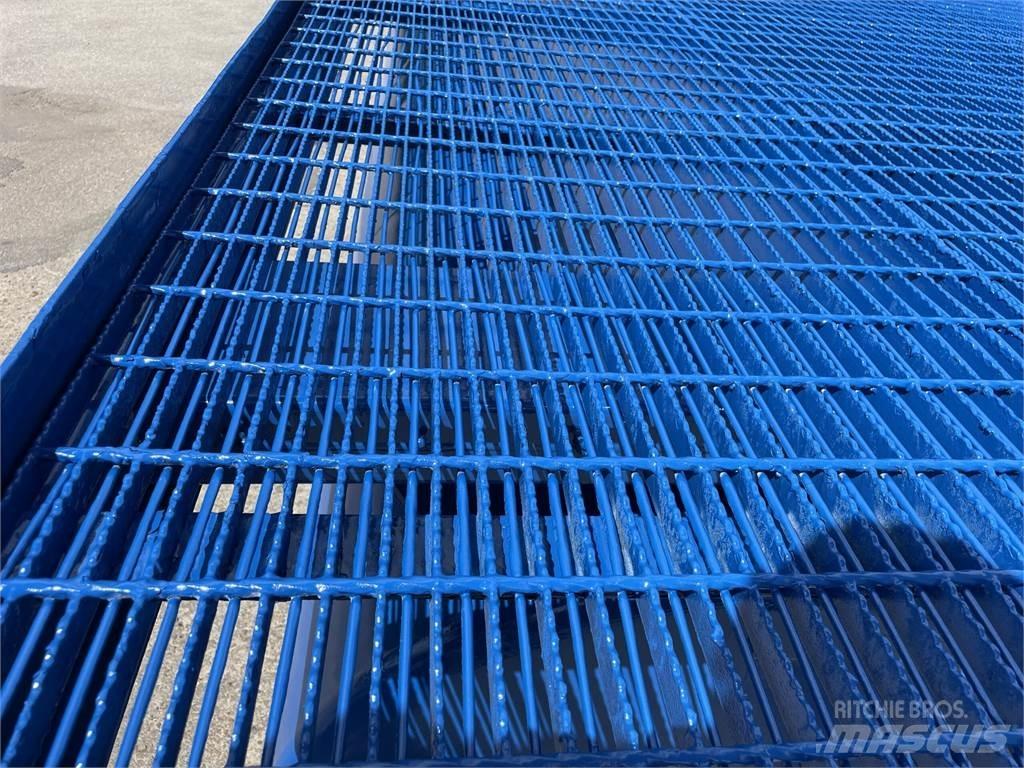 Pram med 2 pontoner Pracovné lode, bárky a pontóny