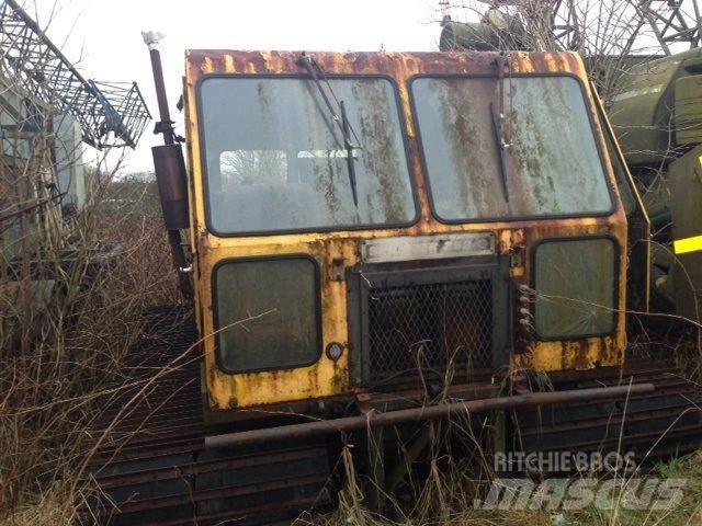  Skidozer 252 Pásové dozéry