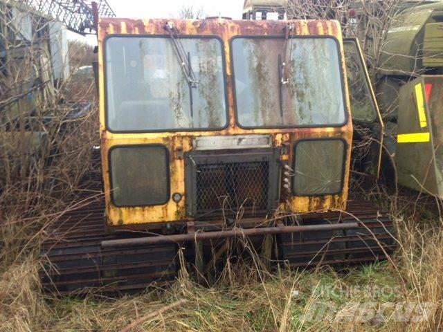  Skidozer 252 Pásové dozéry