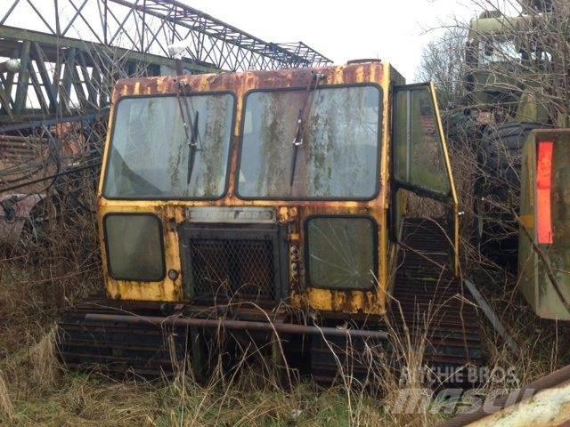  Skidozer 252 Pásové dozéry