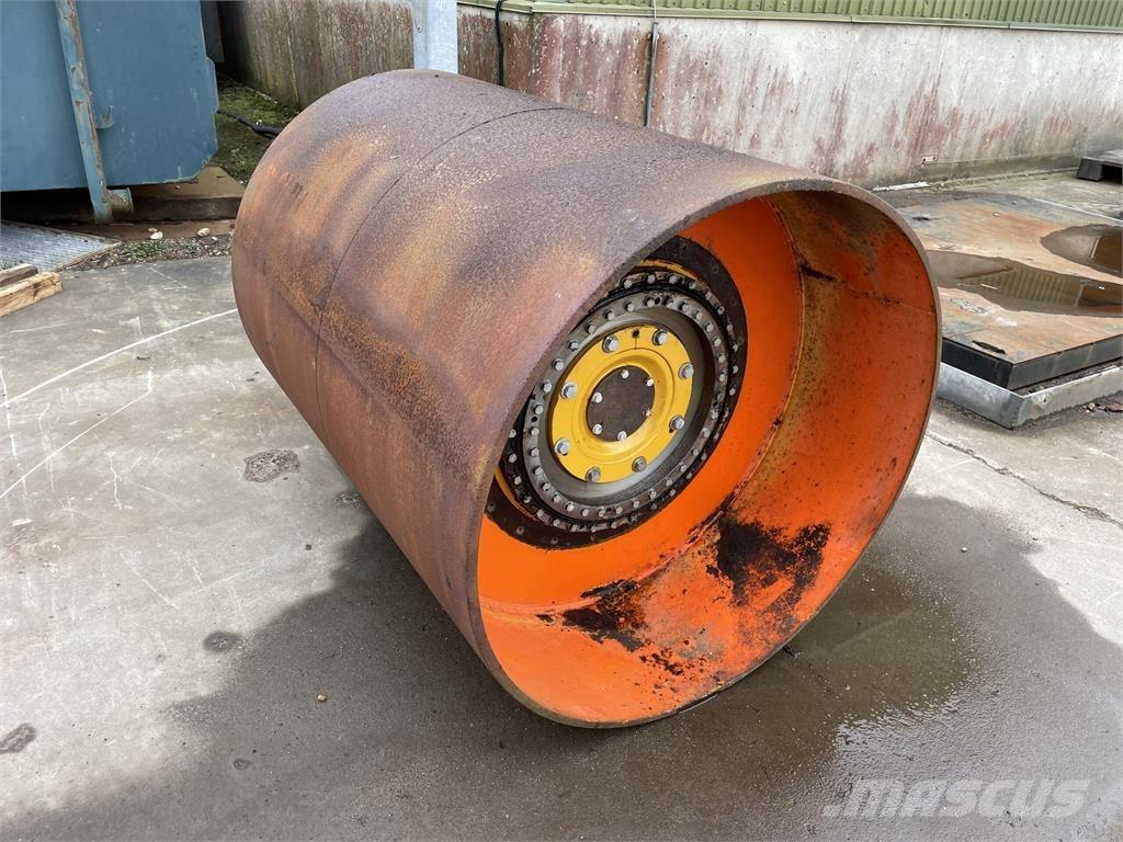 Trommel ex. Dynapac CC232 Tandemové valce