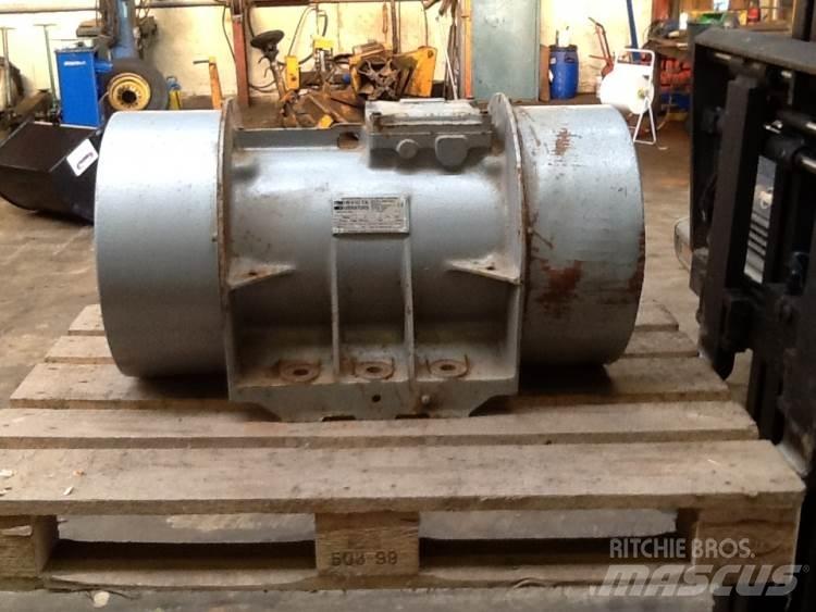  Vibrator Invicta 6,2 kw Motory
