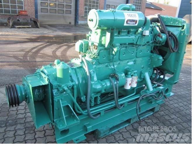 Volvo D100A med PTO Motory