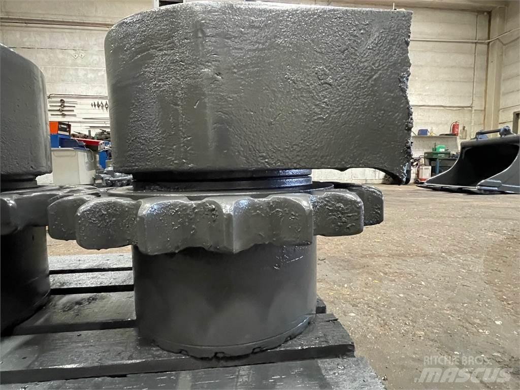 Volvo EC210LC Køregear Prevodovka