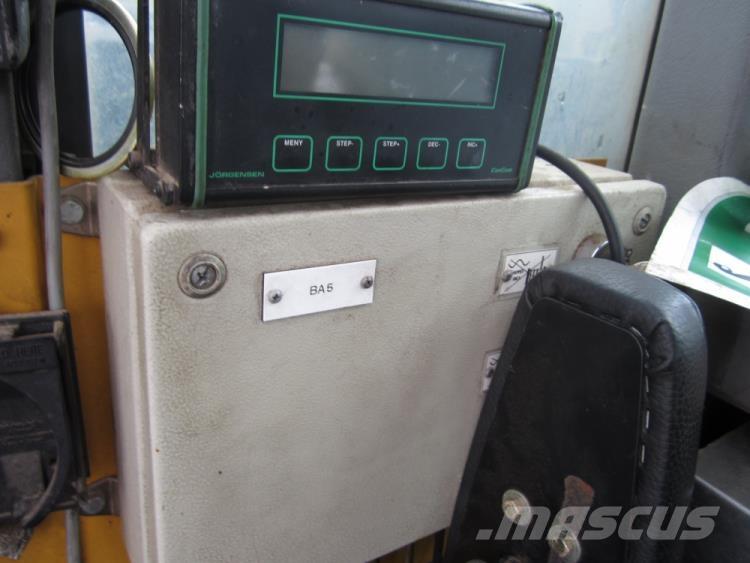 Volvo EC340 til ophug Pásové rýpadlá