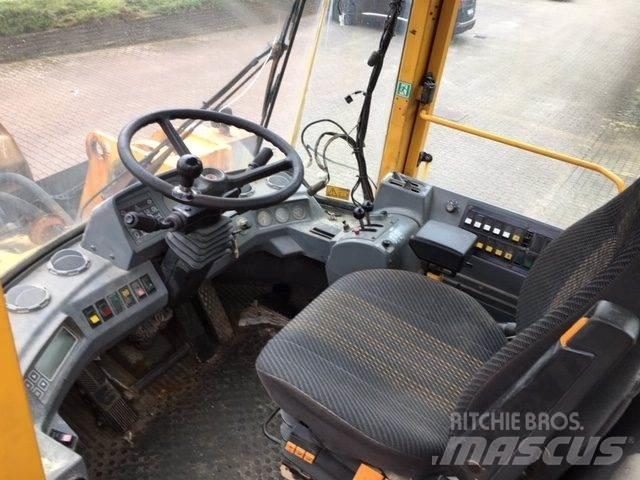 Volvo L120C til ophug Kolesové nakladače