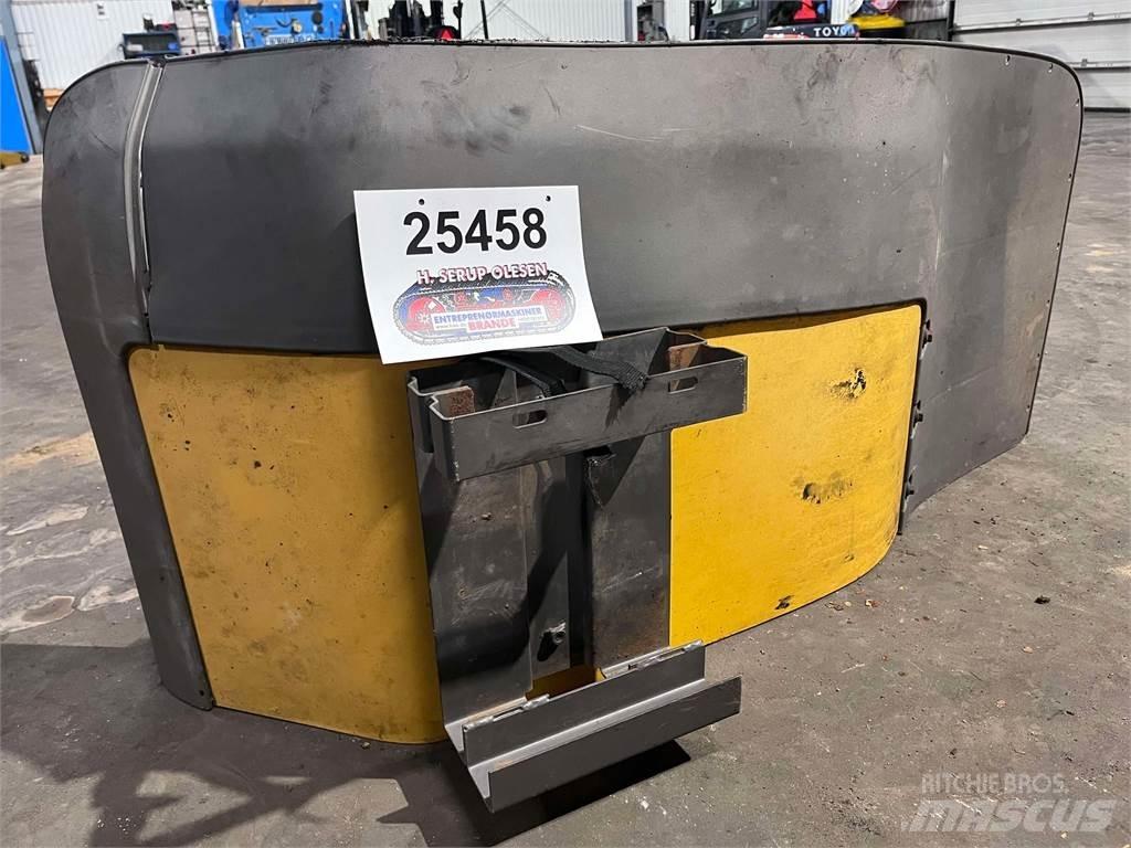 Volvo L120F frontskærm Ďalšie komponenty