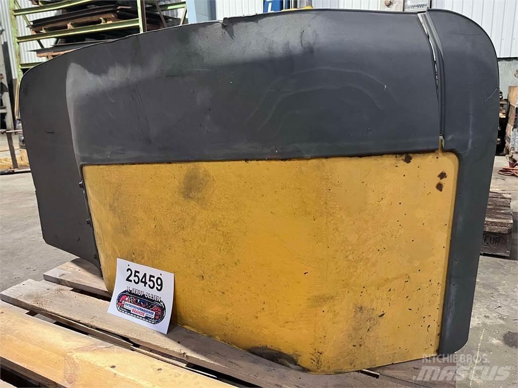 Volvo L120F frontskærm Ďalšie komponenty