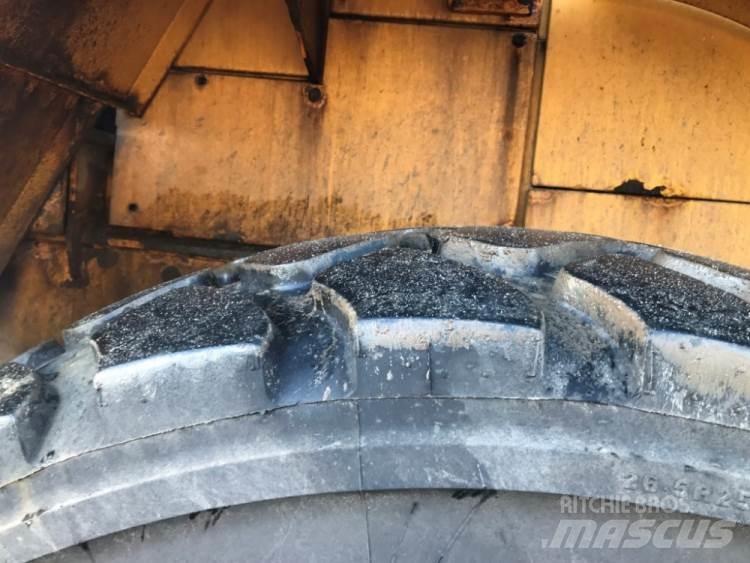 Volvo L180E til ophug Kolesové nakladače