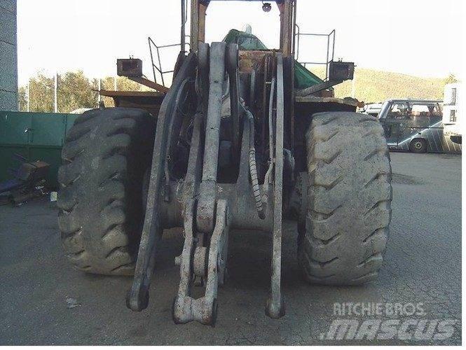 Volvo L220E til ophug Kolesové nakladače