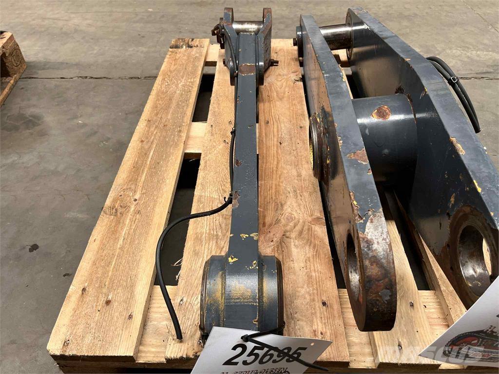Volvo L70B Link Arm Ďalšie komponenty