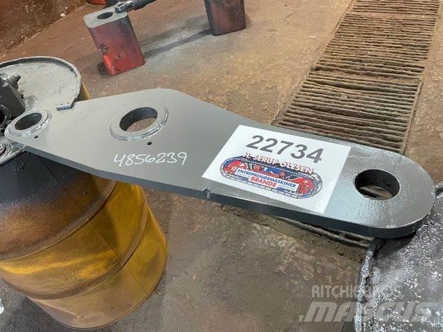 Volvo L90B Link Arm Ďalšie komponenty