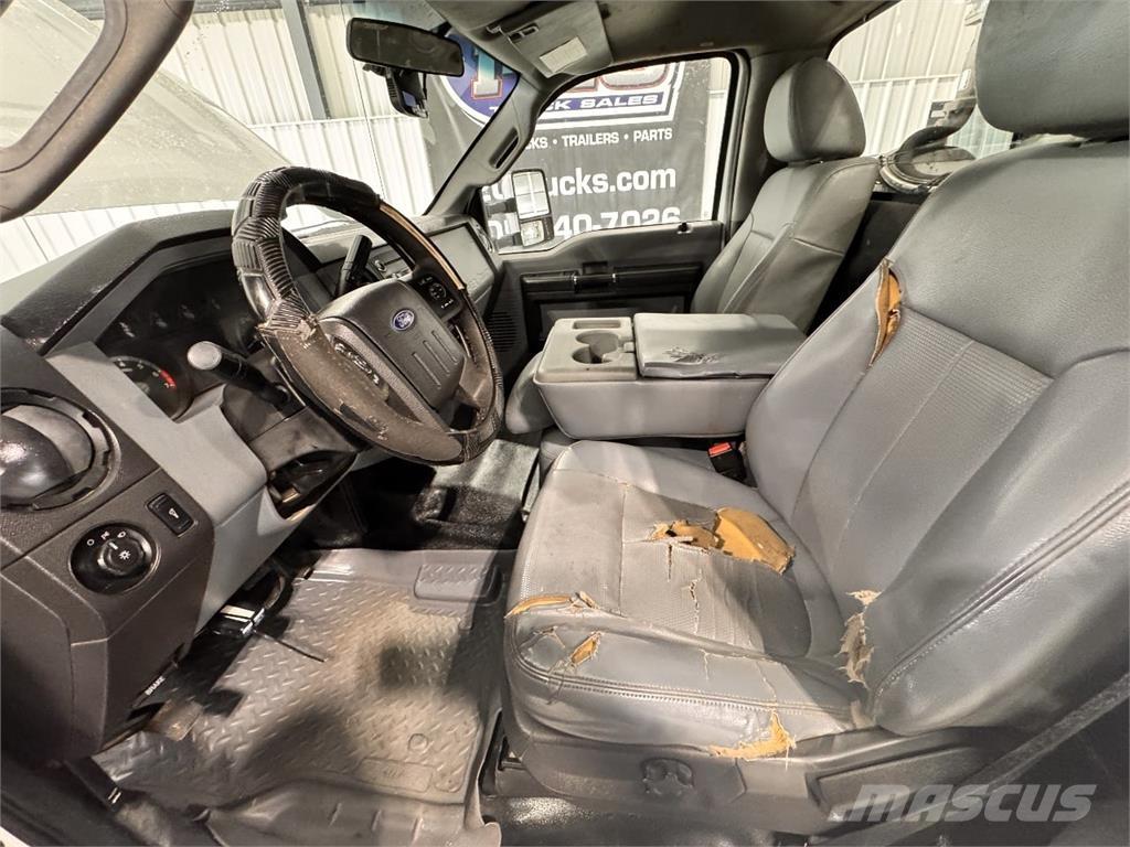 Ford F-250 Nakladacia/sklápacia bočnica