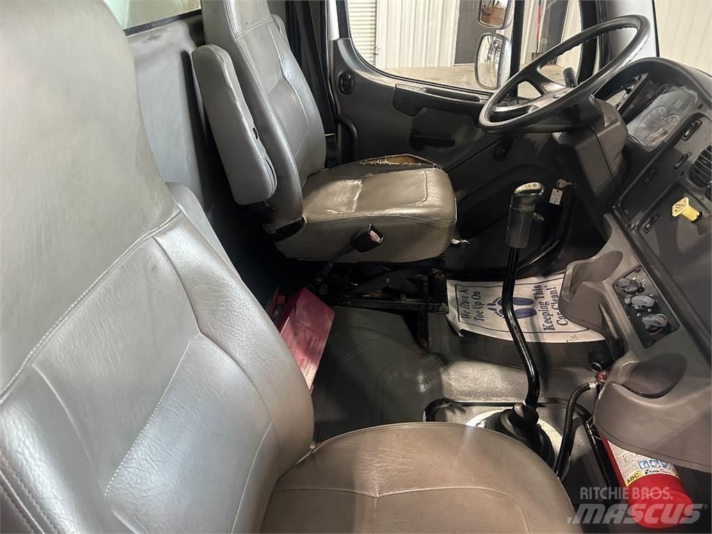 Freightliner M2 Ďalšie nákladné vozidlá