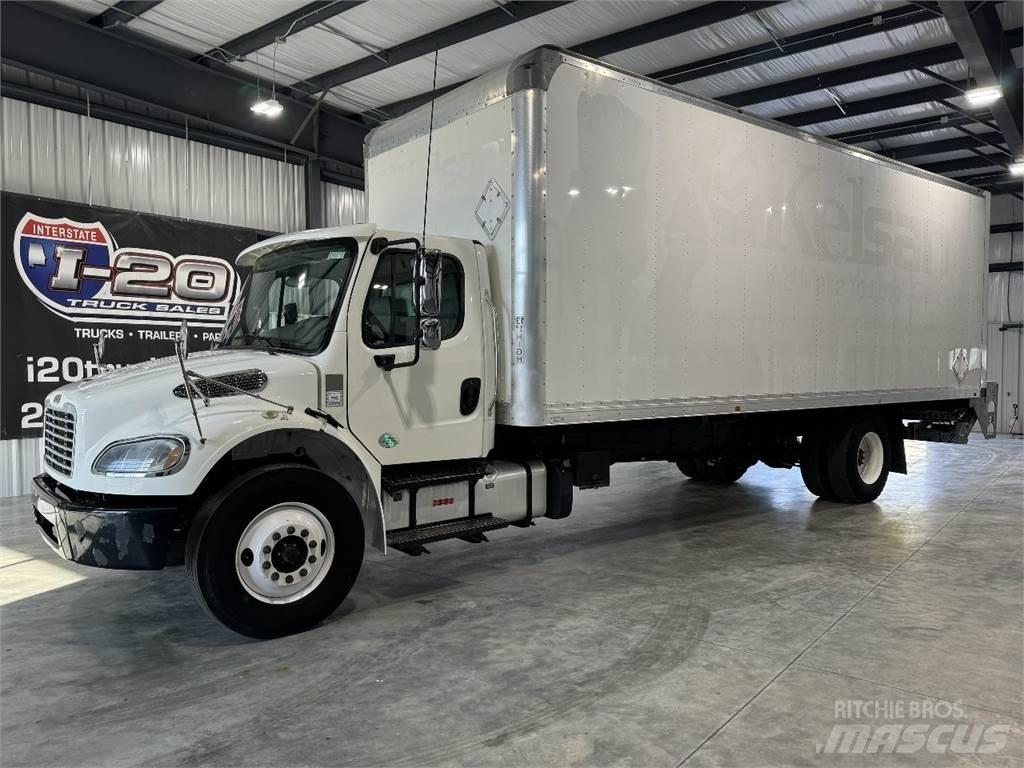 Freightliner M2 Skriňová nadstavba