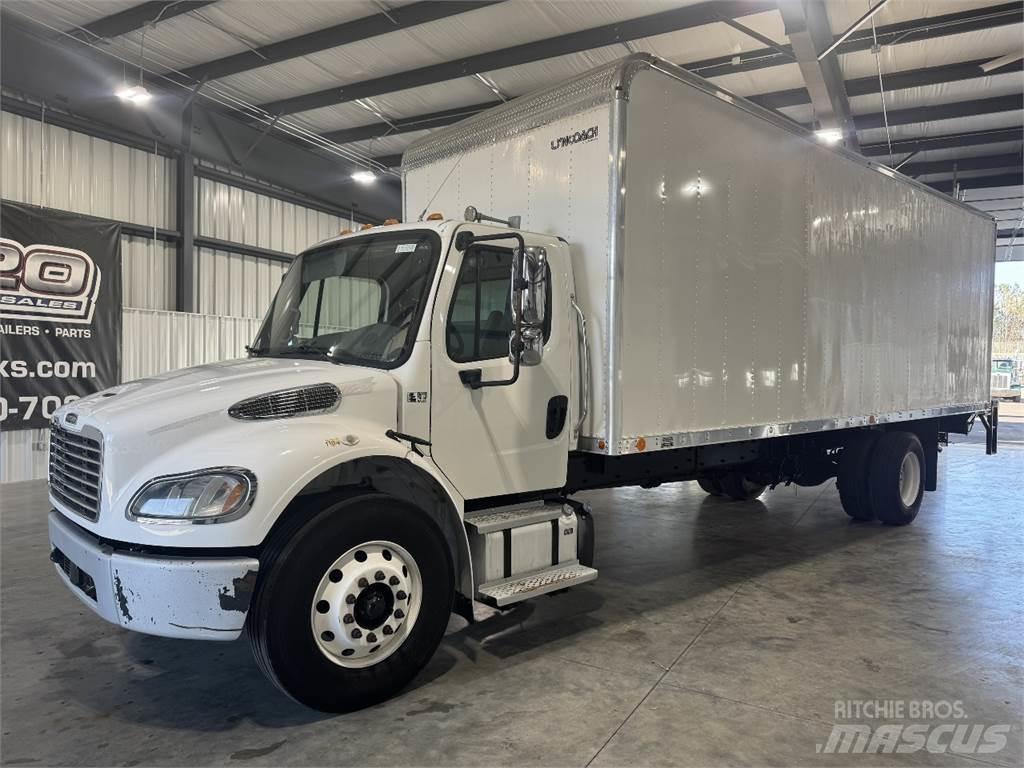 Freightliner M2 Skriňová nadstavba