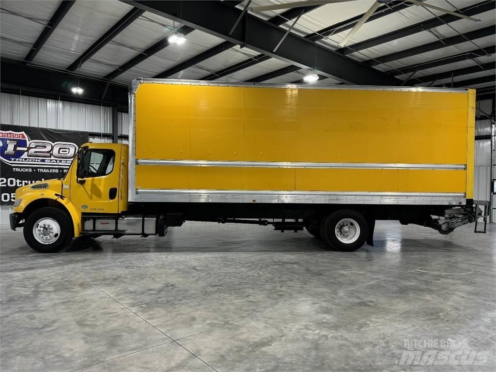 Freightliner M2106 Skriňová nadstavba