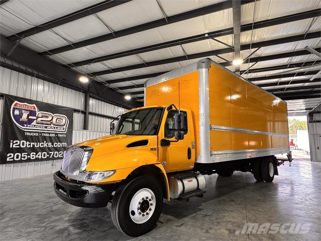 International MV607 Skriňová nadstavba