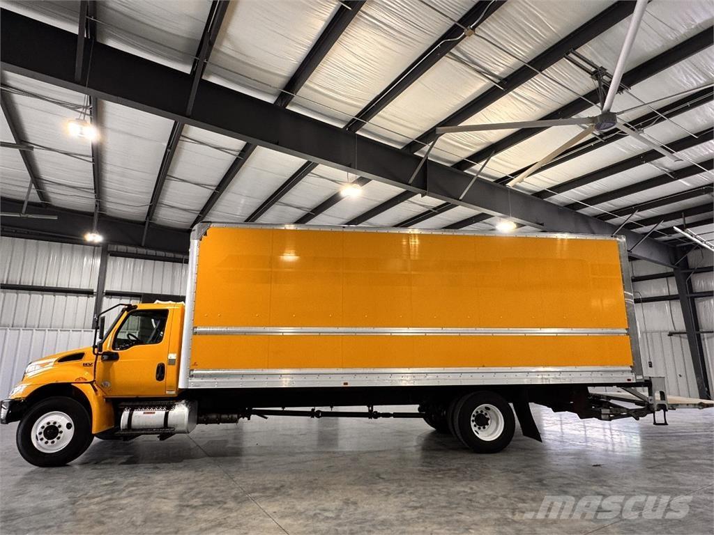 International MV607 Skriňová nadstavba