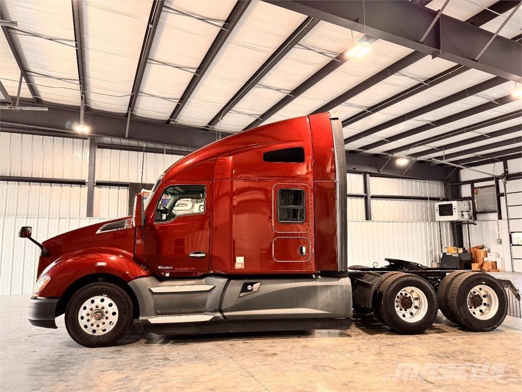 Kenworth T680 Ťahače