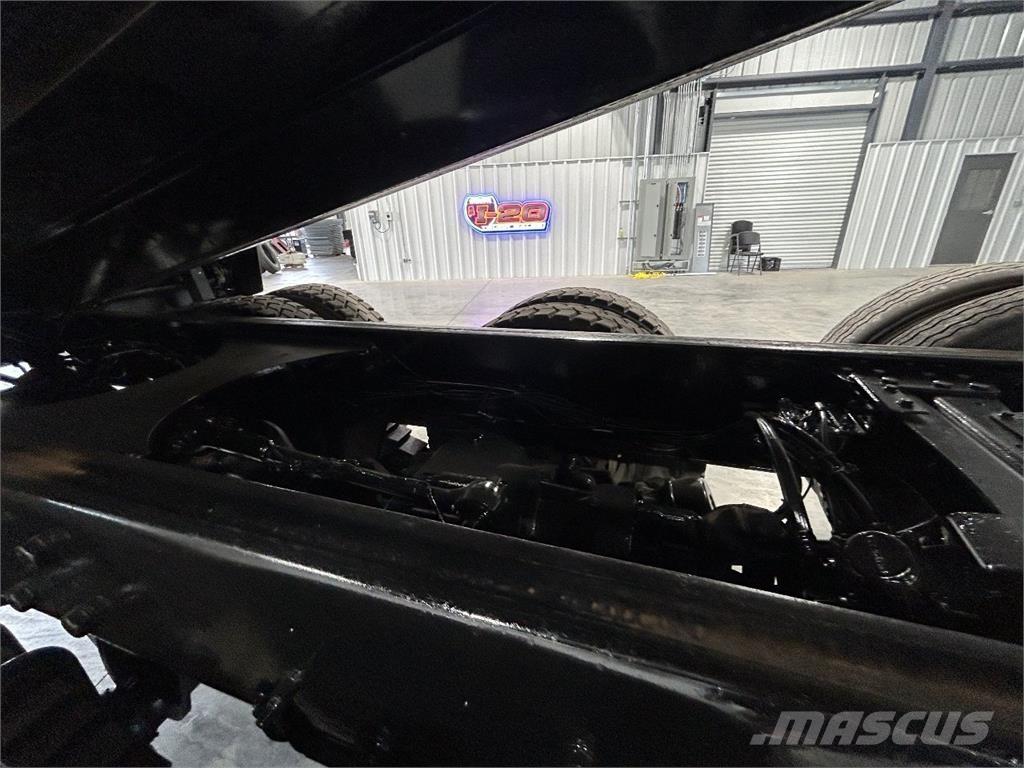 Mack Granite Sklápače