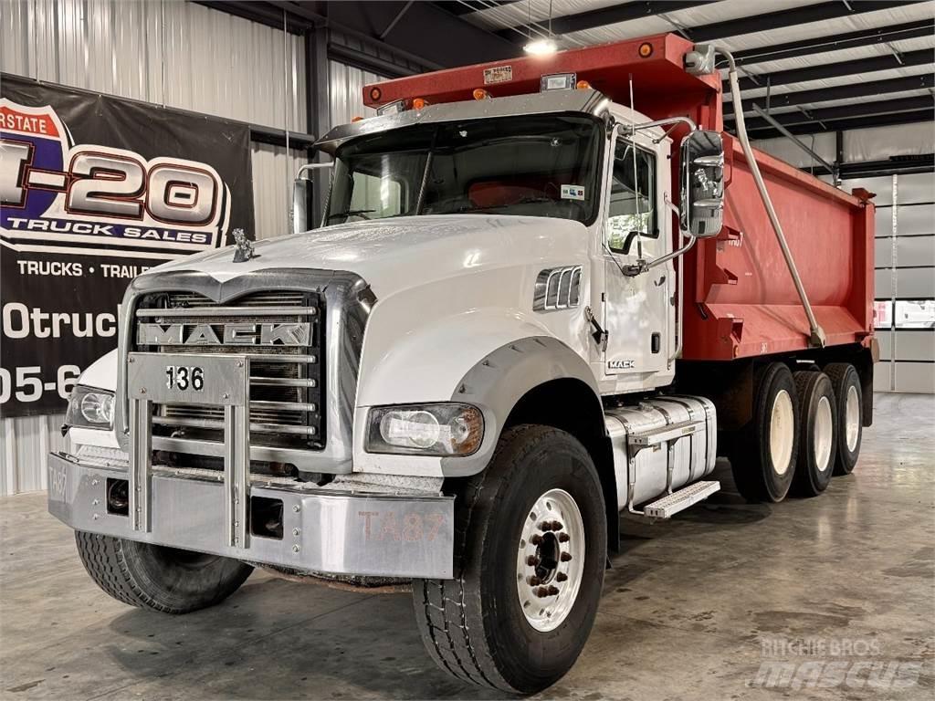 Mack GU713 Sklápače