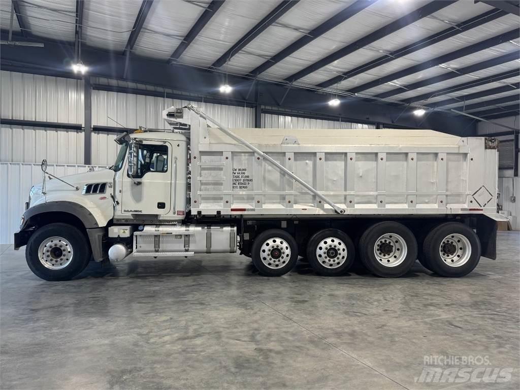 Mack GU713 Sklápače
