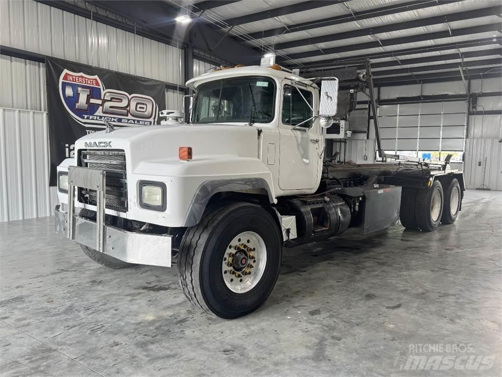 Mack RD690S Nosiče kontajnerov/Prepravníky kontajnerov