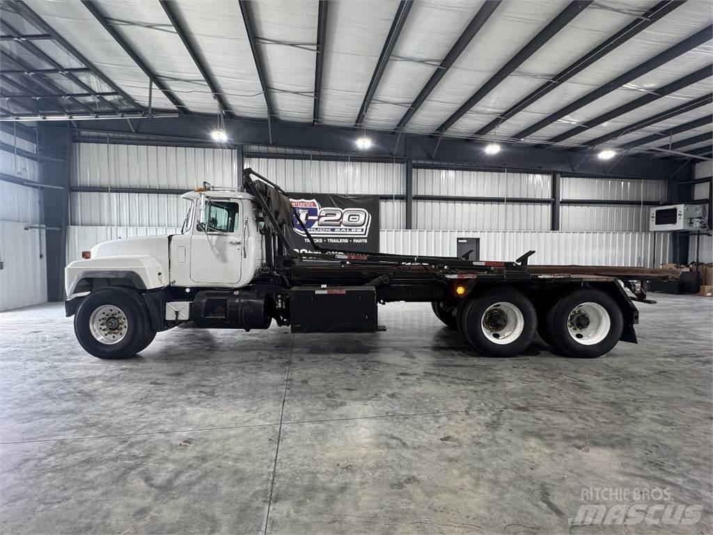 Mack RD690S Nosiče kontajnerov/Prepravníky kontajnerov