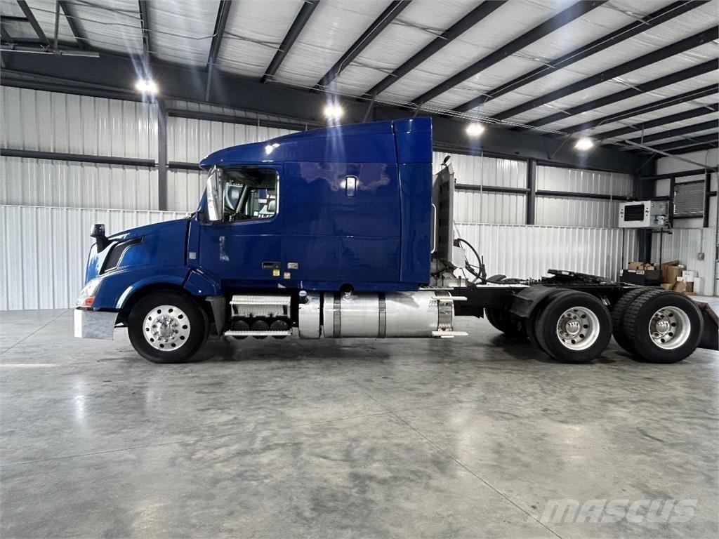 Volvo VNL630 Ťahače
