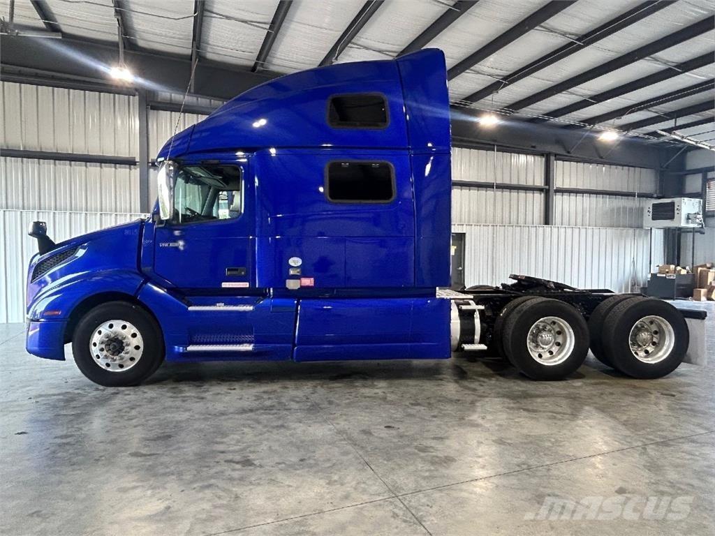 Volvo VNL860 Ťahače