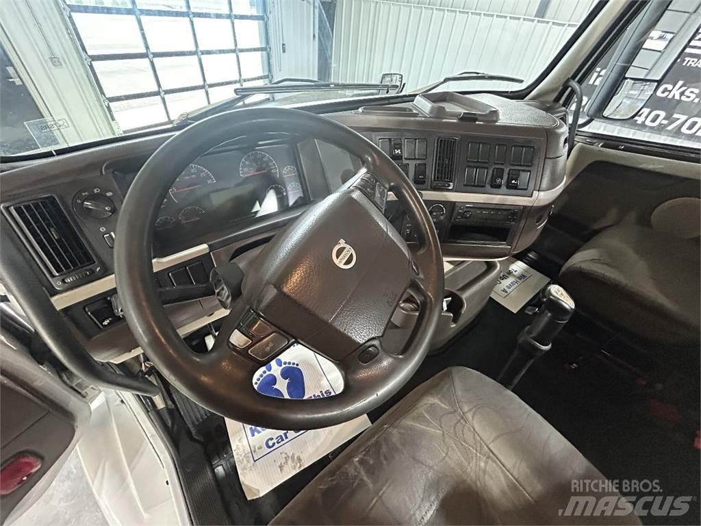 Volvo VNM64T200 Ťahače