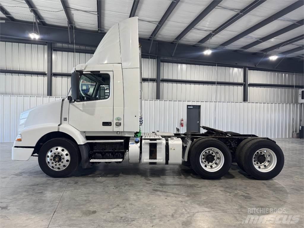 Volvo VNM64T200 Ťahače